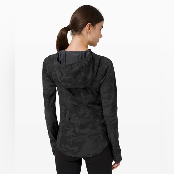 Lululemon Mist Over Windbreaker Camo - Picture 2 of 6